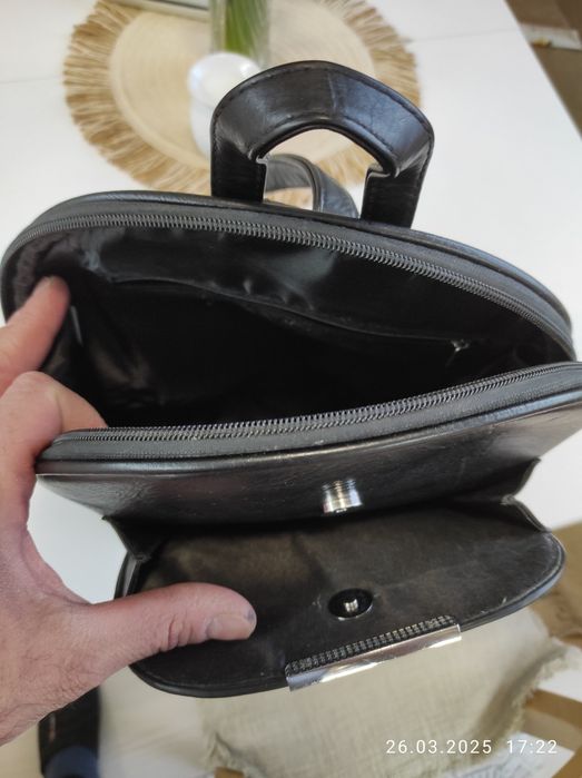 Кожена дамска раница