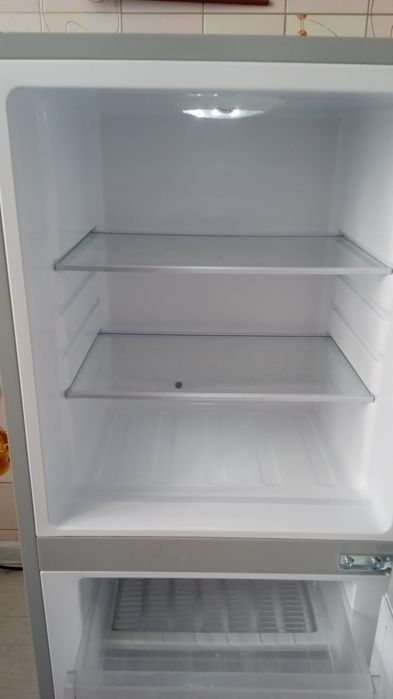 Холодильник продам