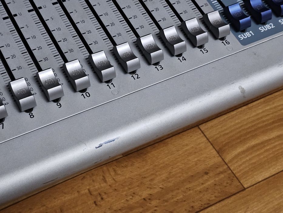 Цифровой микшерный пульт PRESONUS 16.4.2