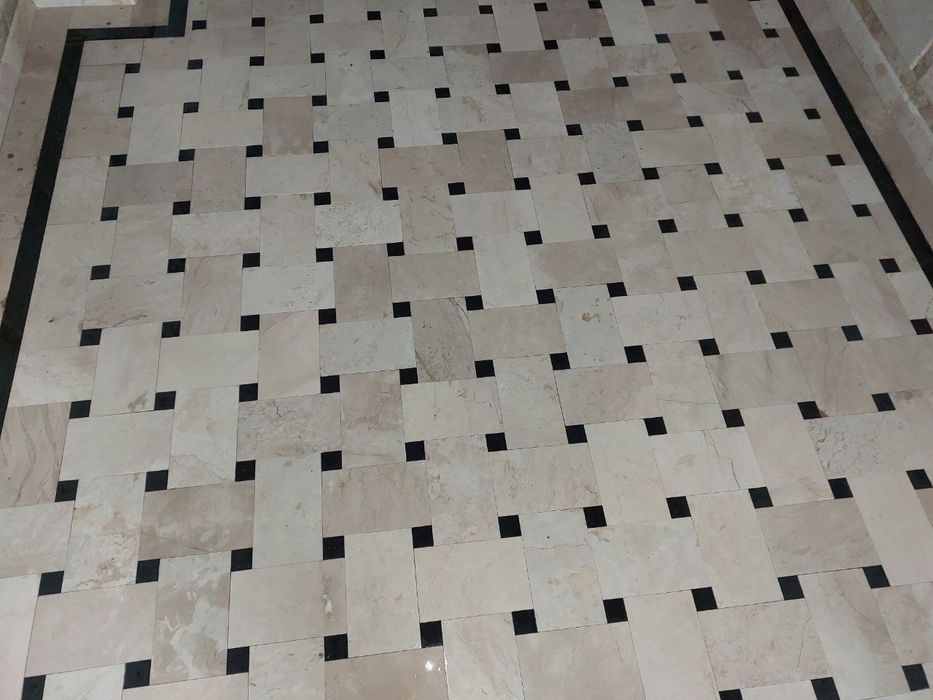 Тош териш хизматлари.