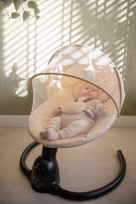 Електрически шезлонг за бебета, Bluetooth музика, бежов, до 10 кг