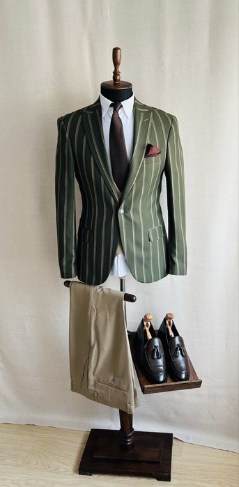 Costume barbati marimea 44 !