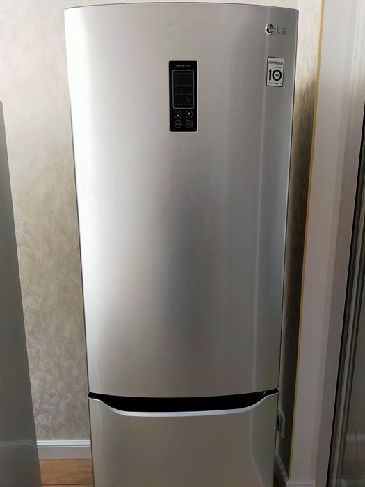 Холодильник LG Серый