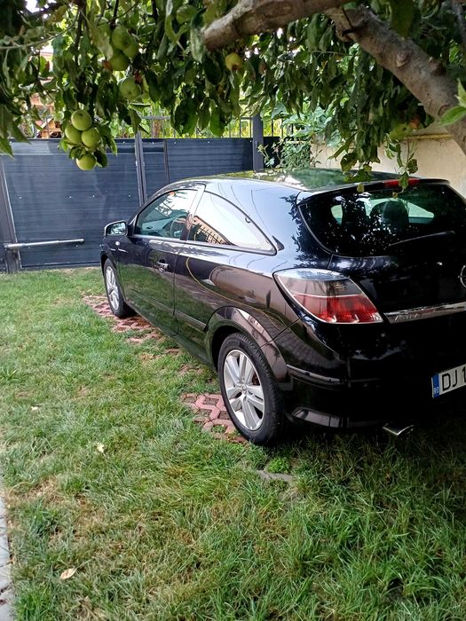 Autoturisme opel astra