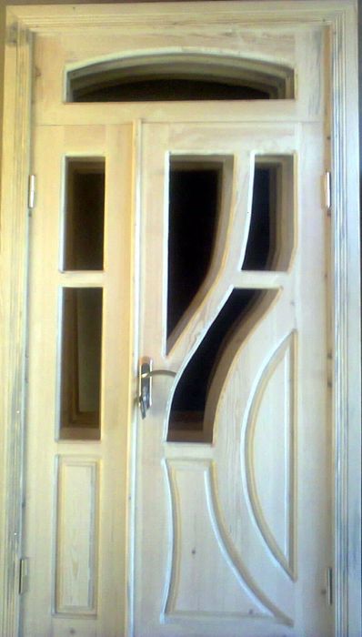 Yog'och eshik romlar