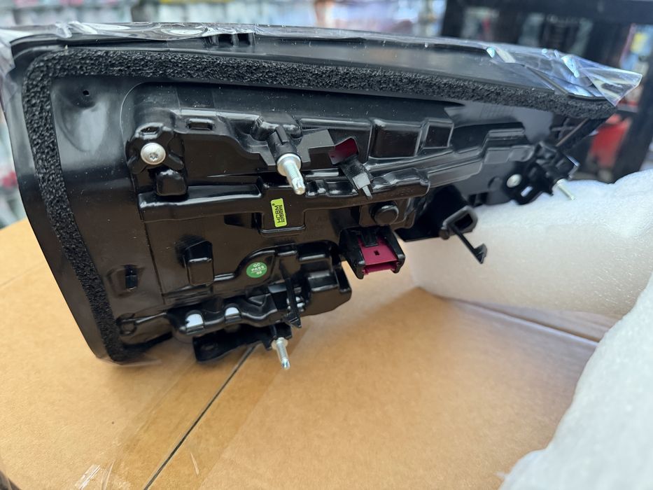 X3 G01 LCI фейслифт стопове