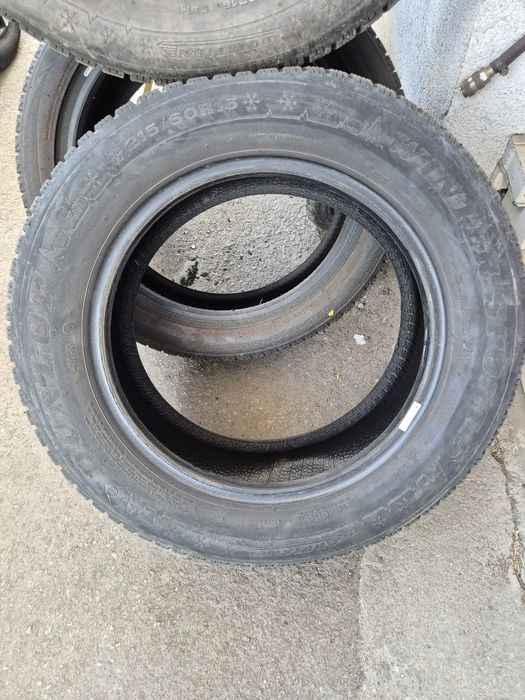 4 броя зимни гуми Dunlop