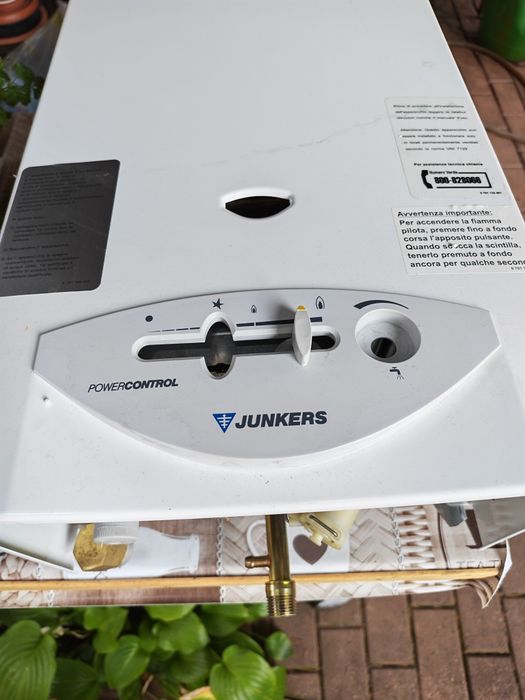 Junkers miniMAXX WR11 E23 – instant gaz 11L – NOU, nefolosit
