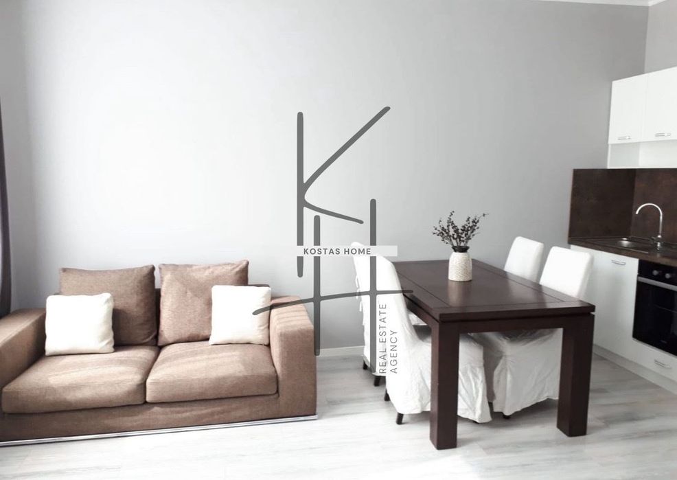 Продава се Двустаен апартамент в Варна, Център - 89 кв.м за 2574 €/кв.м - Снимка #3