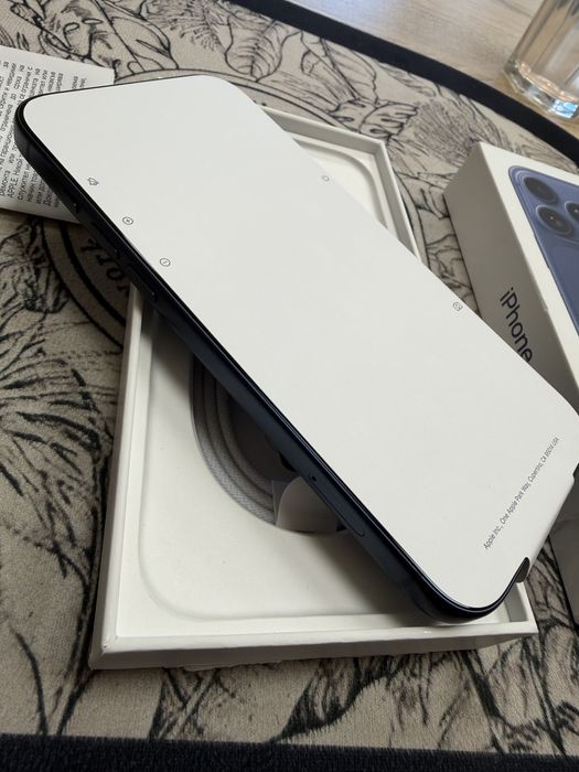 iPhone 17 Pro Max 256gb - нов с гаранция от Технополис