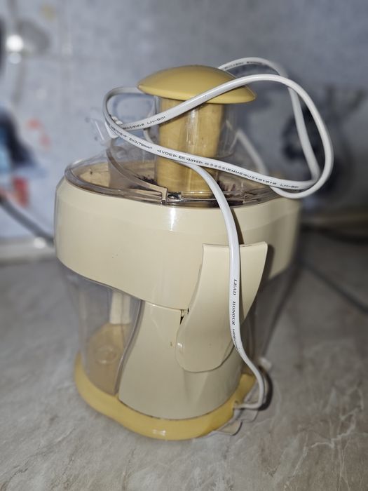 Соковыжималка старая