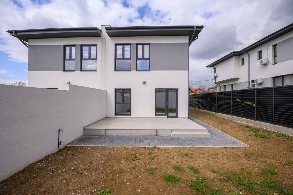 Casa / Duplex  de vanzare Cernica