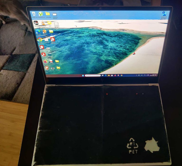 Laptop HP ENVY 15.6 (uz minim, stare impecabila) --- i7 11800H, Display tactil, 16GB RAM, SSD 1 TB, NVIDIA RTX 3050Ti 4GB
