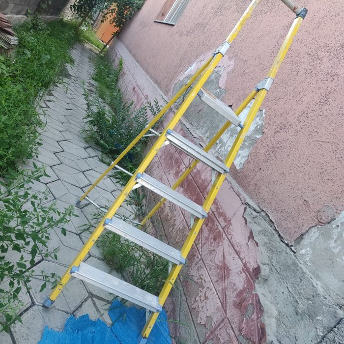 Стремянка алюминиевый