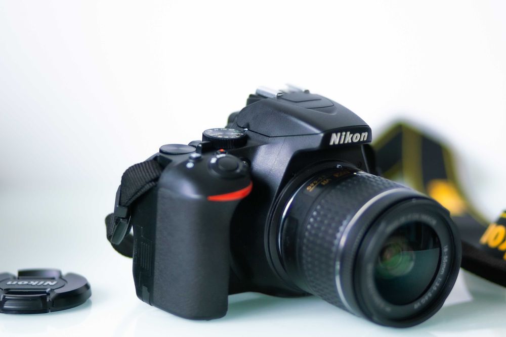 Dslr NIKON D3500 + obiectiv stabilizare Nikkor 18-55 Af-P , FullBOX