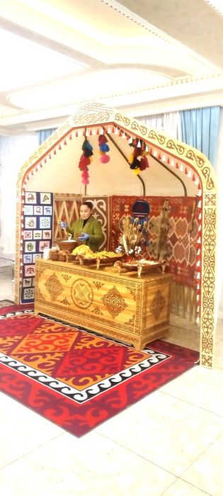 Фуршет Кейтеринг Этно фуршет Шаңырақ Жарты киіз үй Юрта  Полуюрта