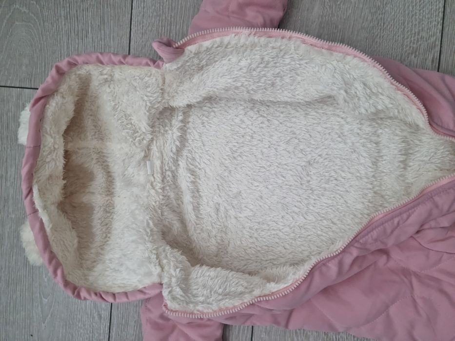 Космонавт за бебе