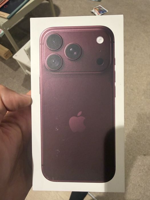Iphone 18 pro 256gb burgundy nou sigilat