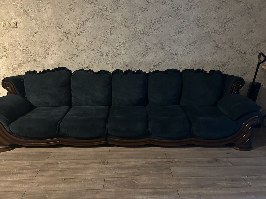 Диван с креслами