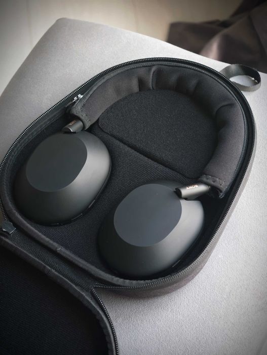 Наушники Sony WH-1000XM5
