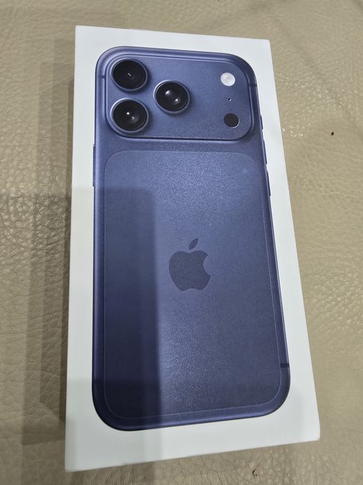 Смартфон Apple iPhone 17 Pro, 256GB, 5G, Deep Blue