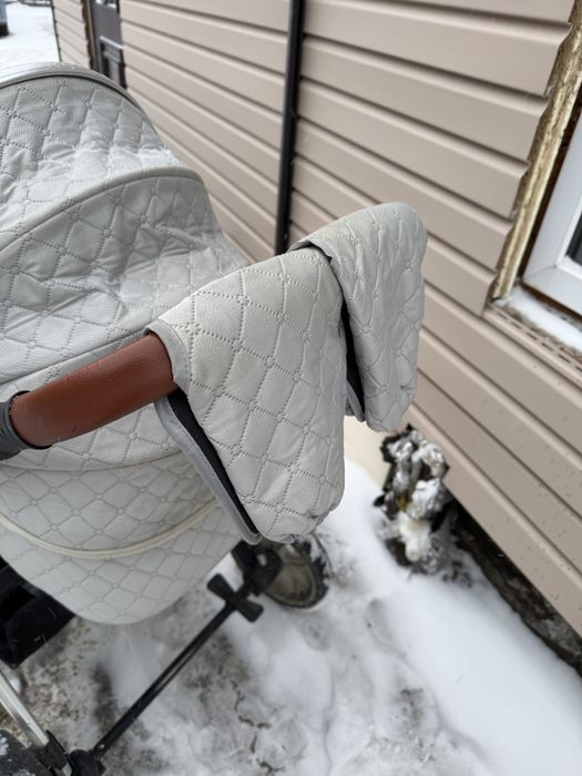 Продам десткую коляску 2в1