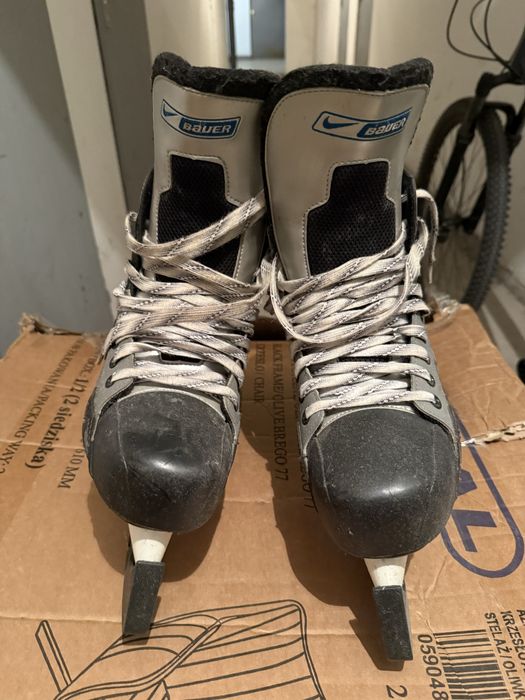 Кънки BAUER.