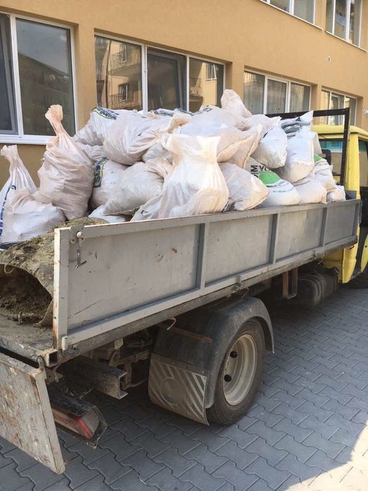 Transport moloz debarasare moloz