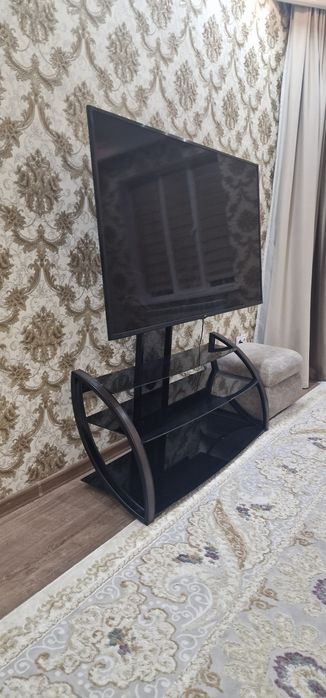 Подставка для телевизора