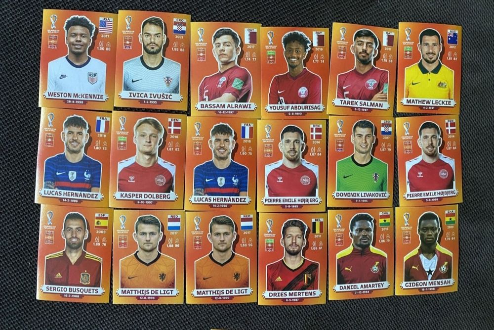 Cartonașe de colecție panini world cup 2022