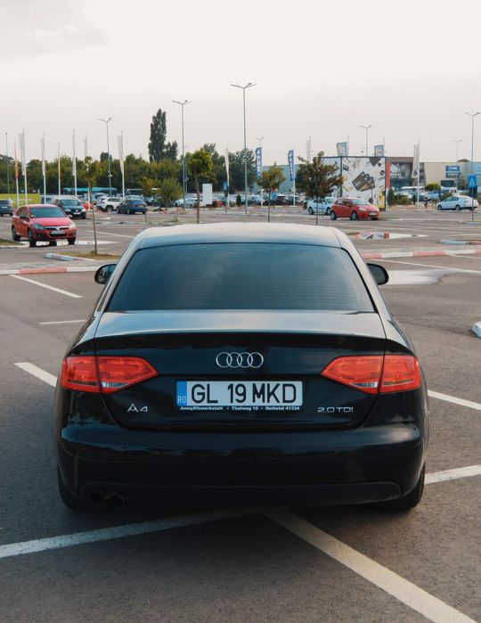 Vând Audi A4 B8 an 2009