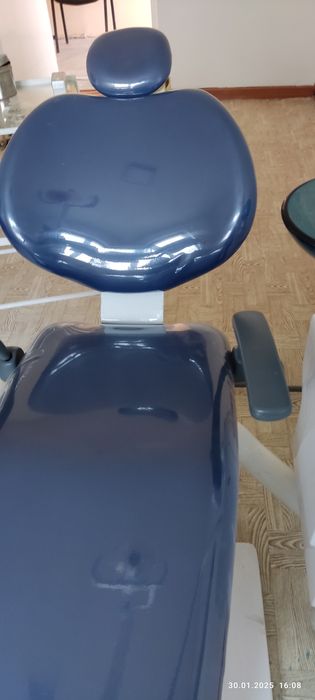 Стоматологическое кресло