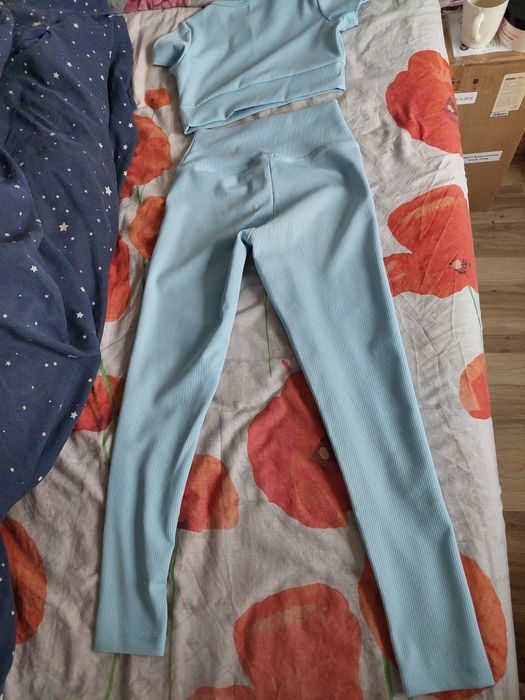 Costum sport fitness albastru deschis