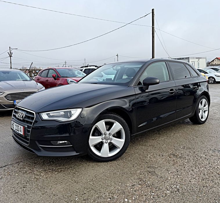 Audi A3 2.0 Tdi 150 CP Dsg Navigație Int Sport