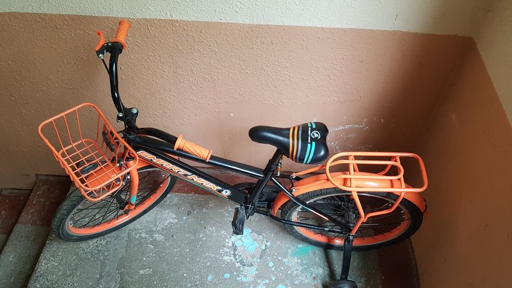 Янги Детский велосипед размер 16-лик  7 ёшдан 10 ёшгача минса бу