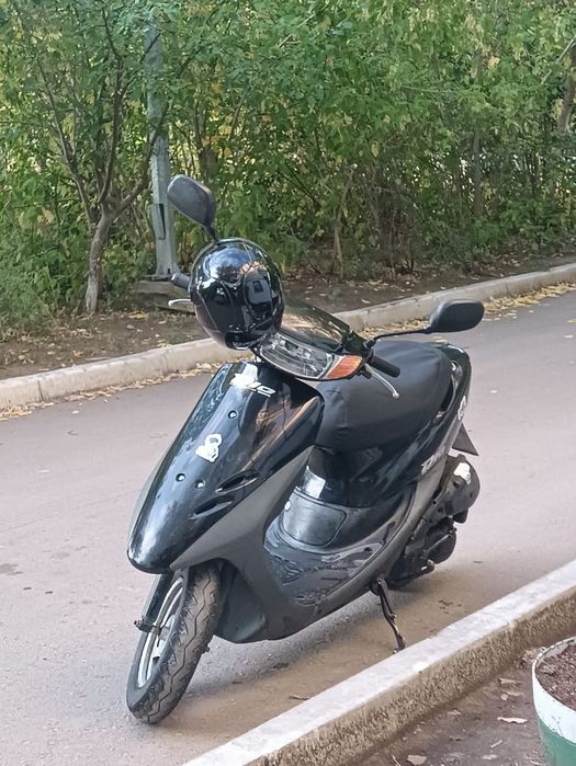 Скутер Honda Dio.