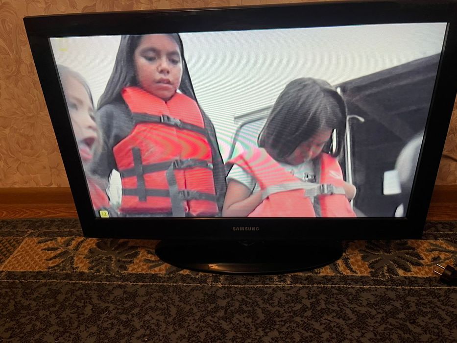 Продам телевизор