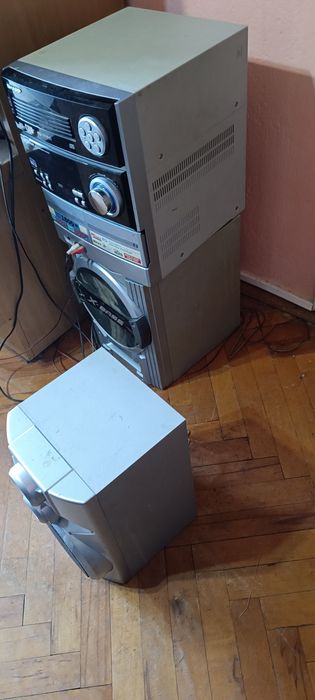 Стерео уредба Sharp CD-SW330