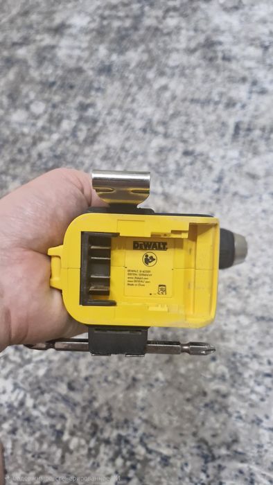 Шуруповерт Dewalt dcd708 оригинальный