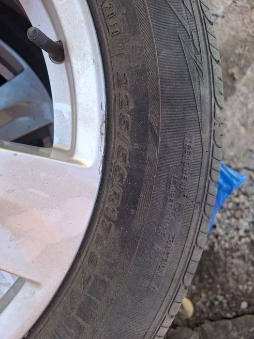 Колёса почти новые продам