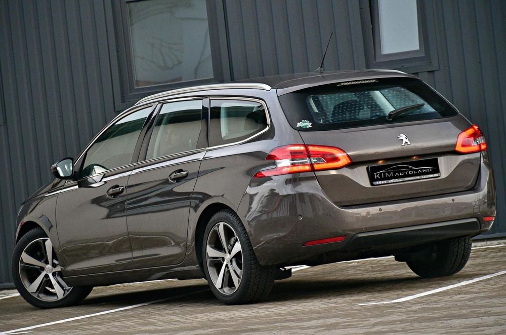 PEUGEOT 308 2.0 BlueHDI, Diesel 150CP,  Automat, EURO 6 ALLURE PACHET