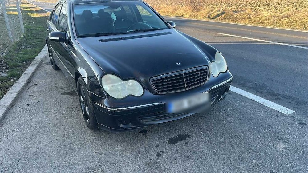 MERCEDES-BENZ C-Class