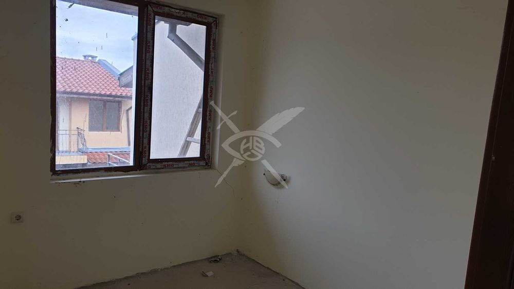 Продава се Къща в с. Кошарица, Област Бургас - 100 кв.м за 2500 €/кв.м - Снимка #1