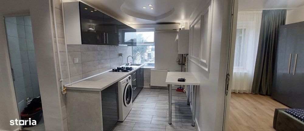 Inchiriez apartament in regim hotelier .