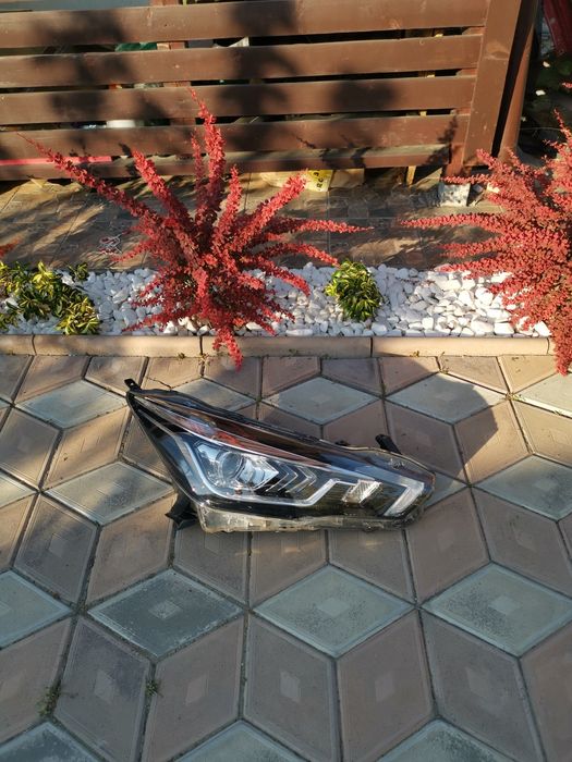 Far dreapta full led Nissan micra 2020/2021/2022/2023