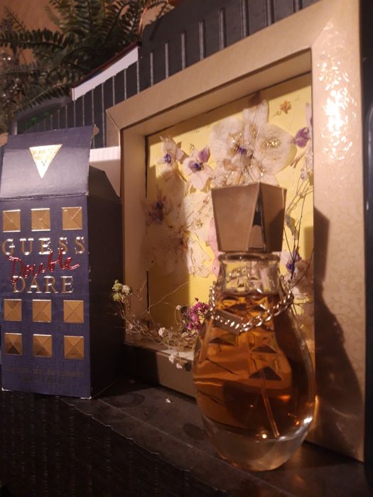 Дамски изискан парфюм с подарък черна рокля