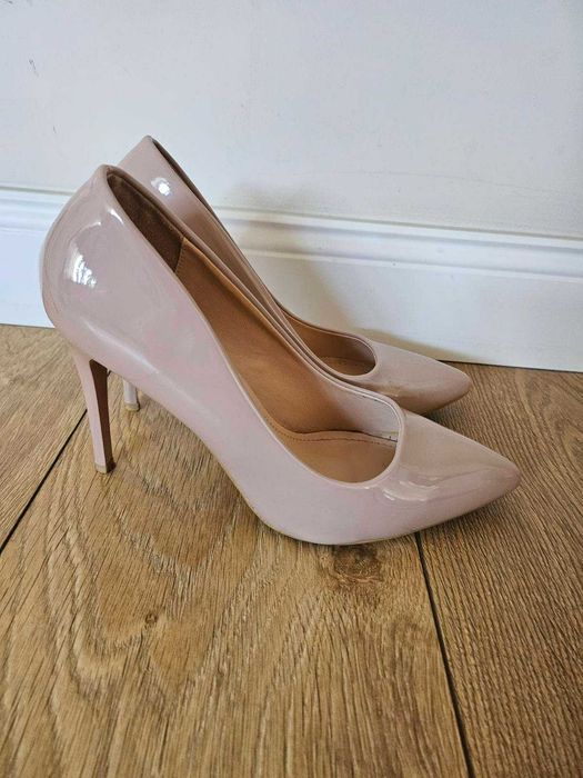 Дамски обувки размер 39