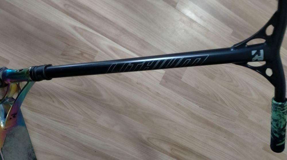 Трюковой самокат