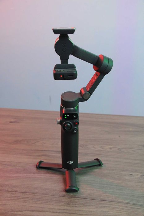 DJI Osmo Mobile 8 Stabilizator arzon narxda sotialdi