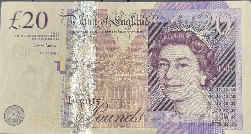 20 Британски лири GBP с портрет на кралица Елизабет II и Адам Смит